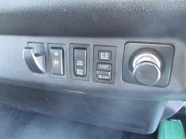 平成28年06月中古中型冷凍バン・ウィング日野レンジャーの画像48