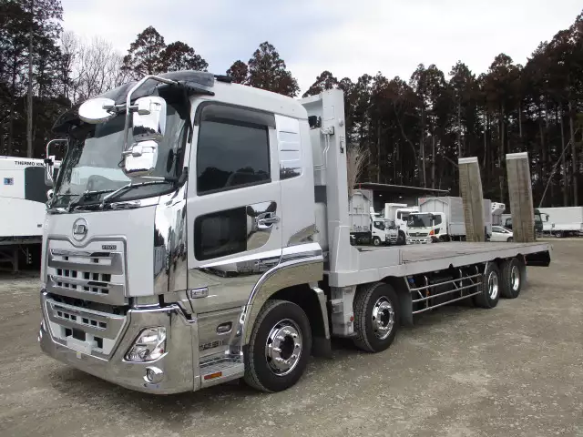 令和02年08月中古大型日産UDＵＤトラックスの画像1