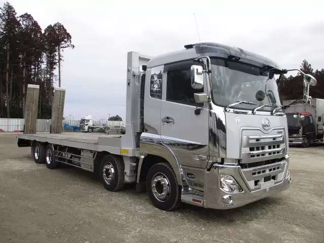 令和02年08月中古大型日産UDＵＤトラックスの画像3