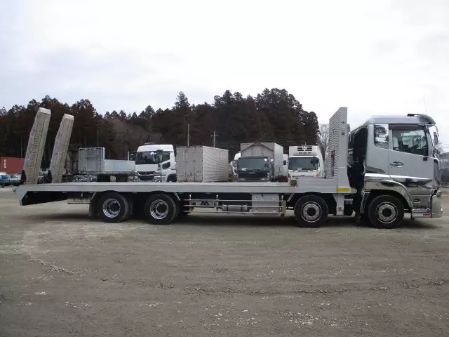 令和02年08月中古大型日産UDＵＤトラックスの画像4