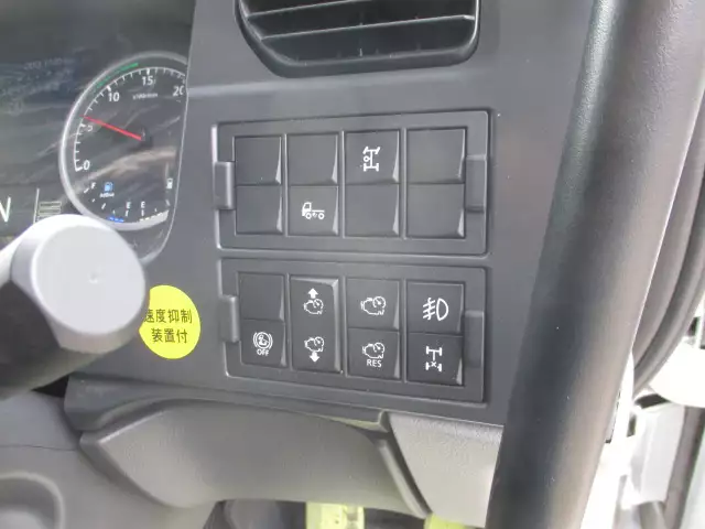 令和02年08月中古大型日産UDＵＤトラックスの画像37