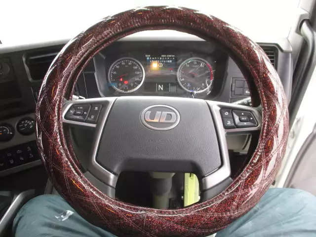 令和02年08月中古大型日産UDＵＤトラックスの画像38