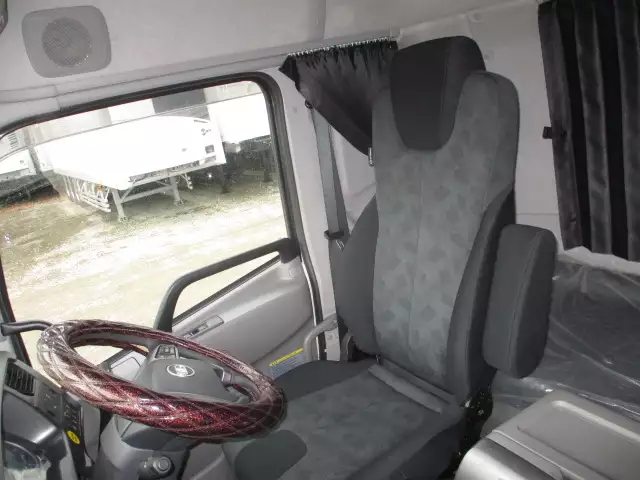 令和02年08月中古大型日産UDＵＤトラックスの画像46