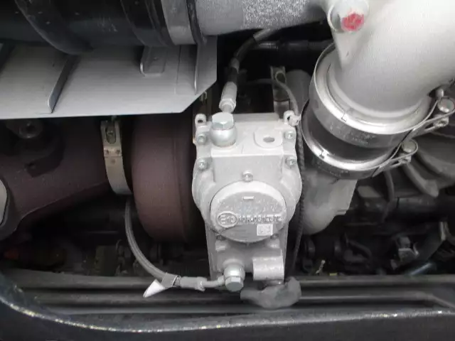 令和02年08月中古大型日産UDＵＤトラックスの画像49