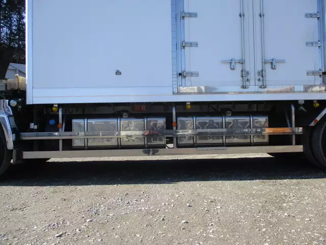 令和01年/平成31年02月中古大型冷凍バン・ウィング日産UDクオンの画像18