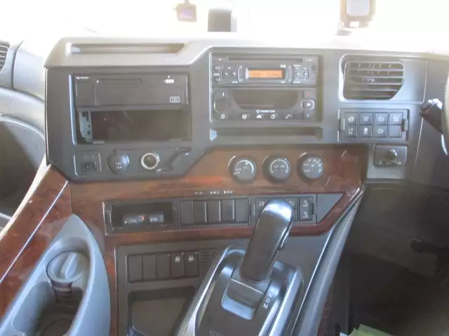 令和01年/平成31年02月中古大型冷凍バン・ウィング日産UDクオンの画像35