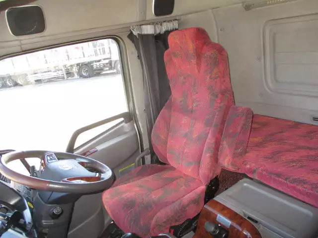 令和01年/平成31年02月中古大型冷凍バン・ウィング日産UDクオンの画像47