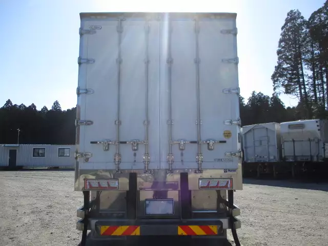 令和01年/平成31年02月中古大型冷凍バン・ウィング日産UDクオンの画像6