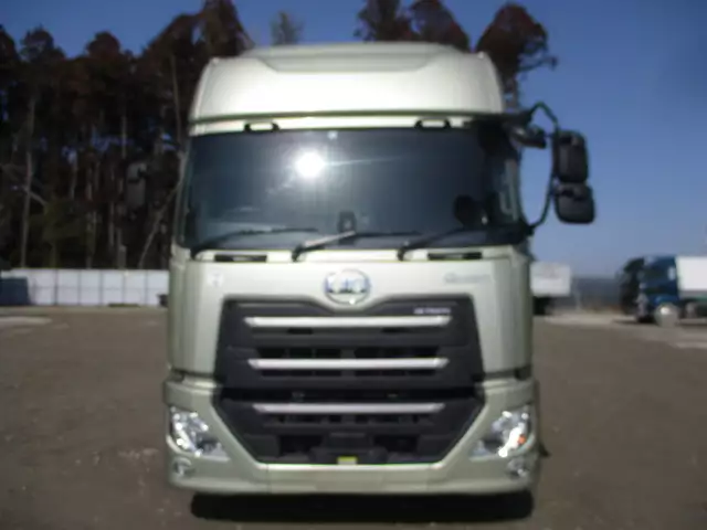 平成30年10月中古大型アルミバン・ウィング日産UDクオンの画像2