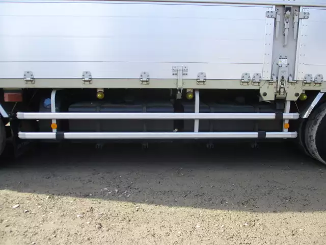 平成30年10月中古大型アルミバン・ウィング日産UDクオンの画像19