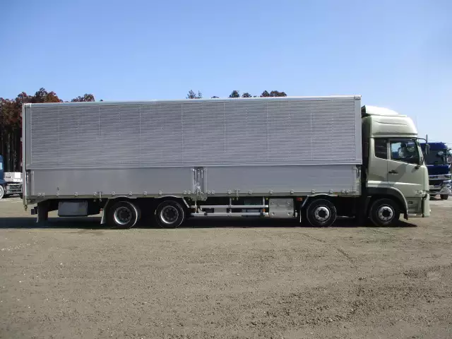 平成30年10月中古大型アルミバン・ウィング日産UDクオンの画像4