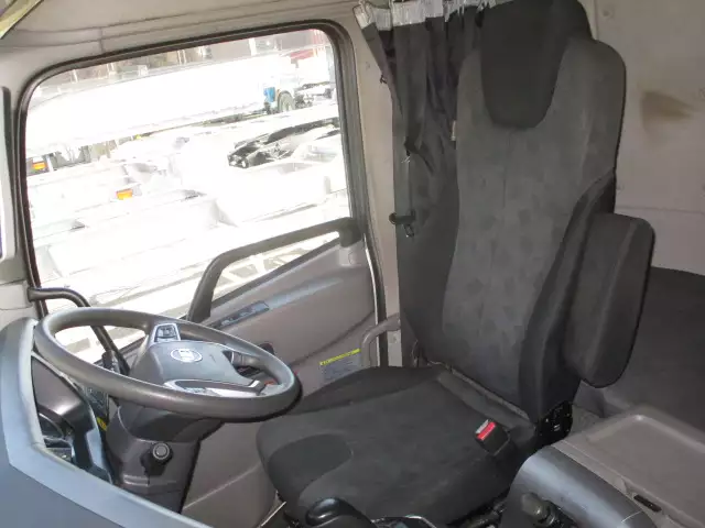 平成30年10月中古大型アルミバン・ウィング日産UDクオンの画像48