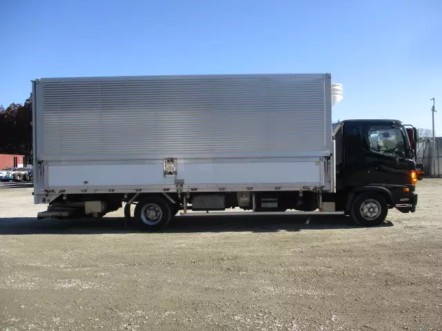 平成27年06月中古中型冷凍バン・ウィング日野レンジャーの画像4