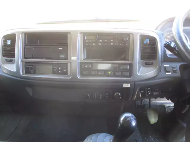 平成27年06月中古中型冷凍バン・ウィング日野レンジャーの画像35