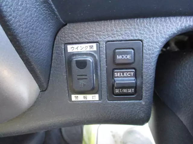 平成27年06月中古中型冷凍バン・ウィング日野レンジャーの画像39