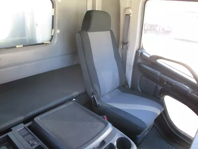 平成27年06月中古中型冷凍バン・ウィング日野レンジャーの画像47