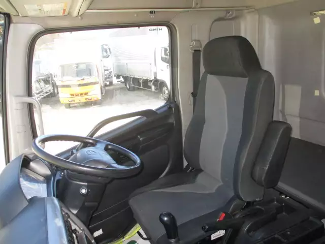 平成27年06月中古中型冷凍バン・ウィング日野レンジャーの画像49