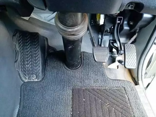 平成29年11月中古中型バストヨタコースターの画像13