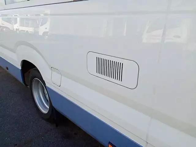 平成29年11月中古中型バストヨタコースターの画像28