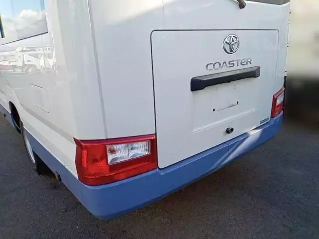 平成29年11月中古中型バストヨタコースターの画像29