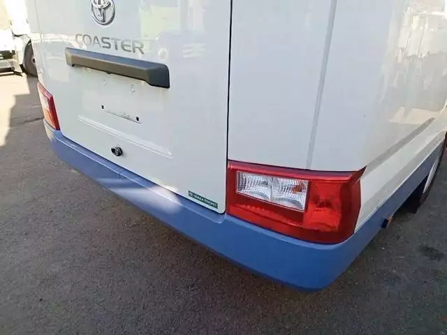 平成29年11月中古中型バストヨタコースターの画像31