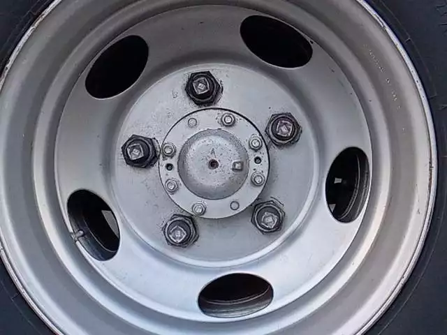 平成29年11月中古中型バストヨタコースターの画像38