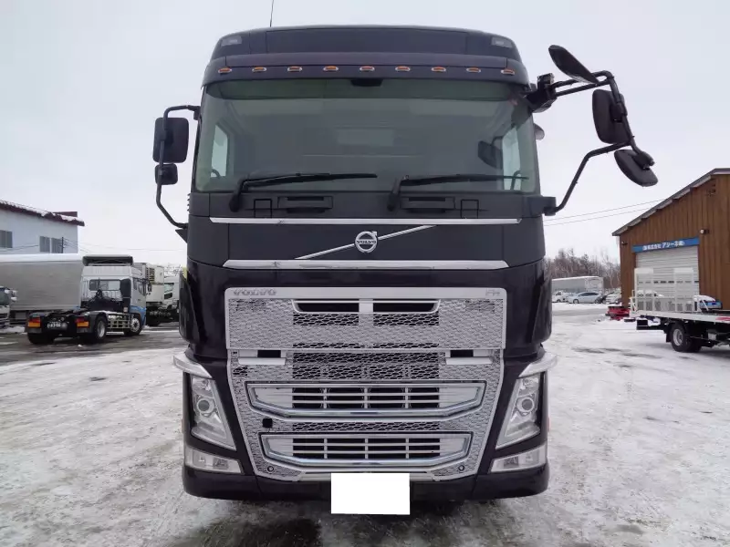 平成29年06月中古大型トラクタヘッドボルボボルボの画像2