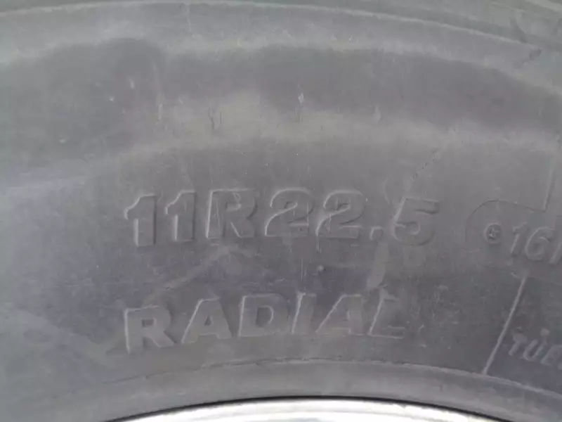 平成29年06月中古大型トラクタヘッドボルボボルボの画像29