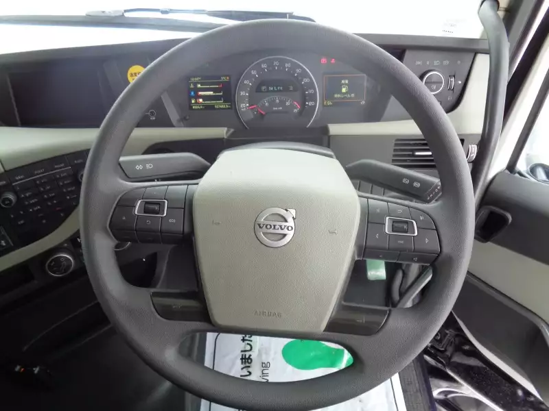 平成29年06月中古大型トラクタヘッドボルボボルボの画像34