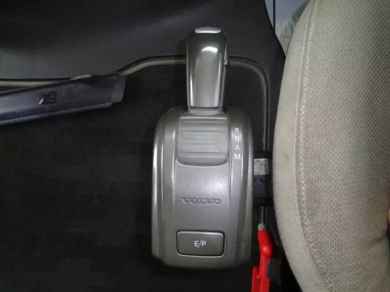 平成29年06月中古大型トラクタヘッドボルボボルボの画像36