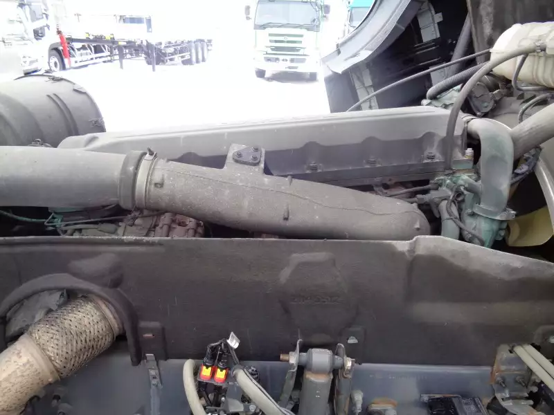 平成29年06月中古大型トラクタヘッドボルボボルボの画像43