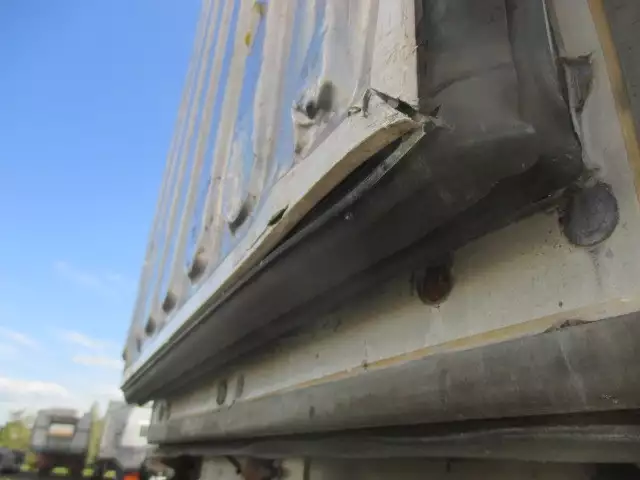 平成08年06月中古その他冷凍トレーラー日本フルハーフフルハーフの画像27