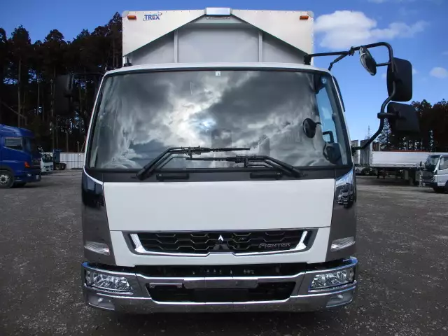 令和05年01月中古中型アルミバン・ウィング三菱ふそうファイターの画像2