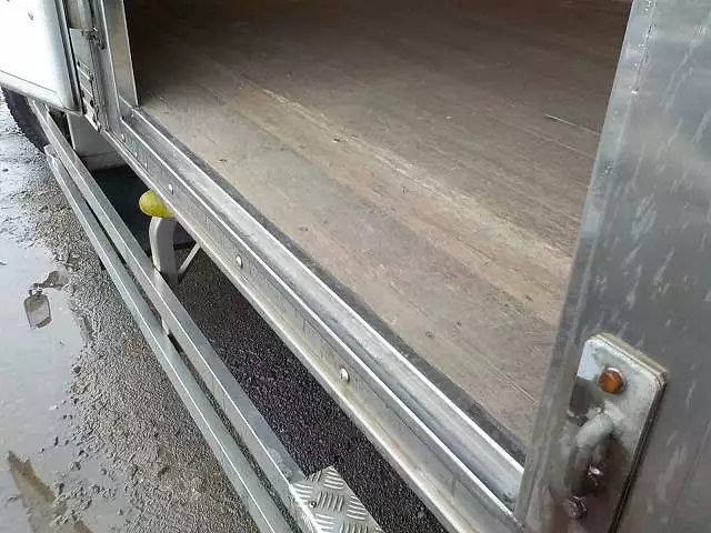 平成24年12月中古小型三菱ふそう三菱の画像34