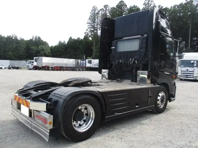 ナンバー付 令和1年 日野 トラクタ 中間尺 スライドカプラー 第五輪:11,200㎏ の画像5