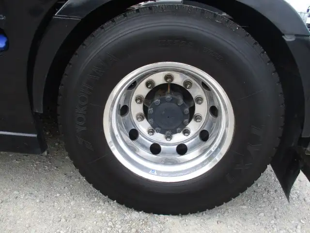 ナンバー付 令和1年 日野 トラクタ 中間尺 スライドカプラー 第五輪:11,200㎏ の画像9