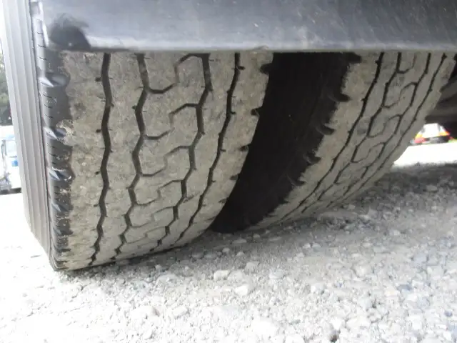 ナンバー付 令和1年 日野 トラクタ 中間尺 スライドカプラー 第五輪:11,200㎏ の画像10