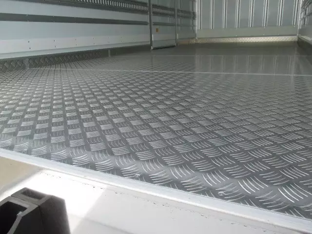 平成30年04月中古中型冷凍バン・ウィングいすゞいすゞの画像19