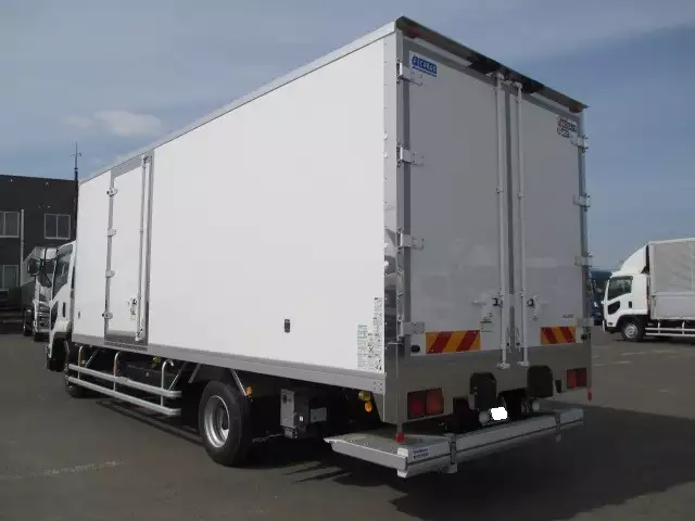 平成30年04月中古中型冷凍バン・ウィングいすゞいすゞの画像4