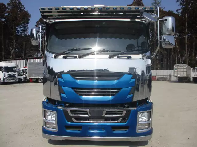 平成29年05月中古大型アルミバン・ウィングいすゞギガの画像2