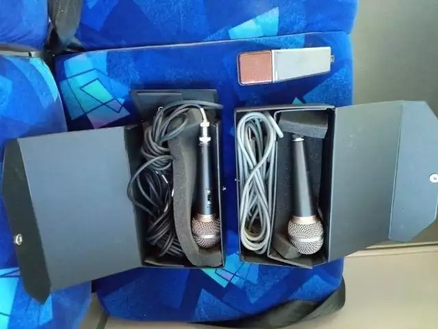 平成21年10月中古小型バスいすゞジャーニーの画像30