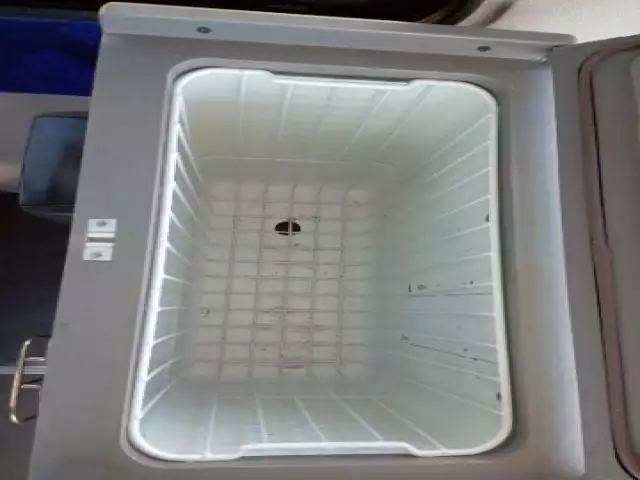 平成21年10月中古小型バスいすゞジャーニーの画像35