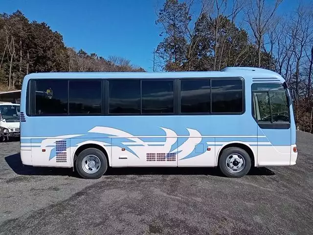 平成21年10月中古小型バスいすゞジャーニーの画像5