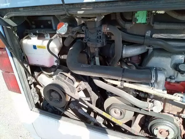 平成21年10月中古小型バスいすゞジャーニーの画像48