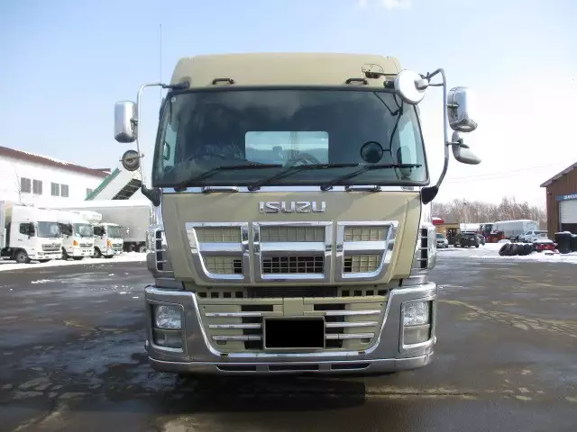 平成26年03月中古大型トラクタヘッドいすゞギガの画像2