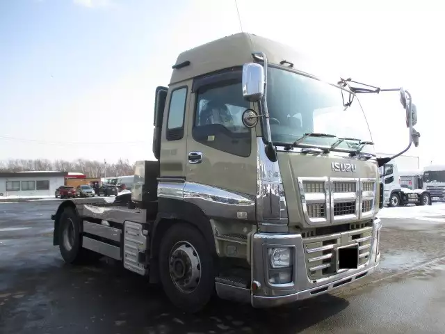 平成26年03月中古大型トラクタヘッドいすゞギガの画像3