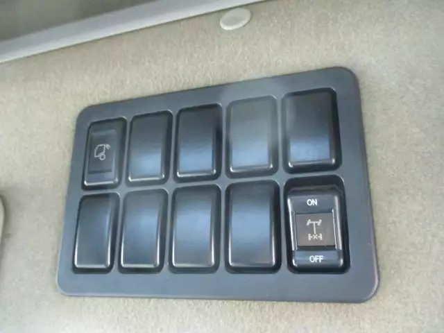 平成26年03月中古大型トラクタヘッドいすゞギガの画像23