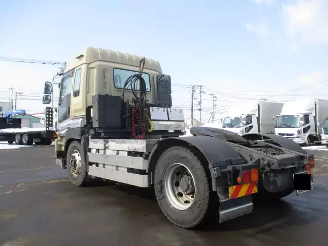 平成26年03月中古大型トラクタヘッドいすゞギガの画像7