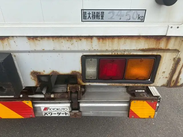 令和2年 三菱 4tウイング 格納PG 6200ワイド エアサス 39万㎞ 積載:2,450kg 220馬力の画像18