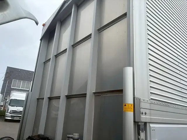 令和2年 三菱 4tウイング 格納PG 6200ワイド エアサス 39万㎞ 積載:2,450kg 220馬力の画像38
